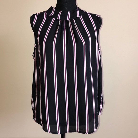 Striped Sleeveless top - Picture 2 of 4